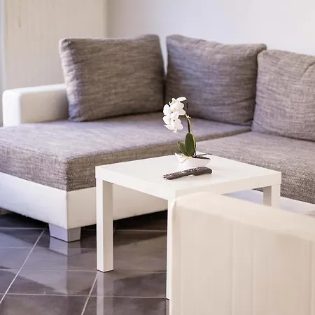 アパート Sunnyhome Monteurwohnungen Und Nahe Regensburg Obertraubling