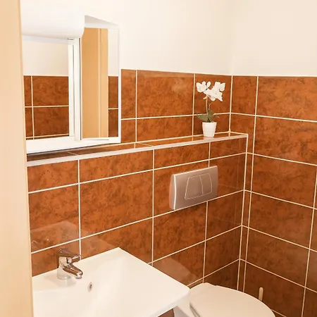 Sunnyhome Monteurwohnungen Und Nahe Regensburg *