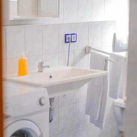 Sunnyhome Monteurwohnungen Und Nahe Regensburg * Obertraubling